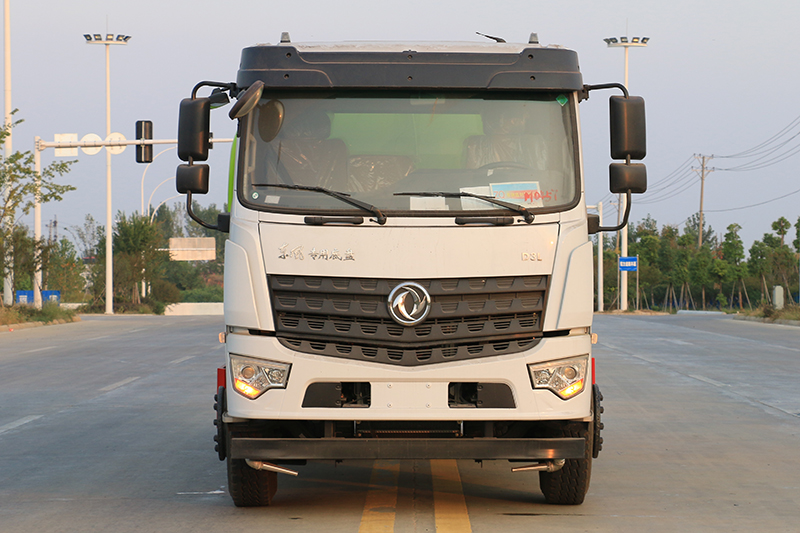 國六東風D3L后八輪 19.3噸 灑水車?{i}