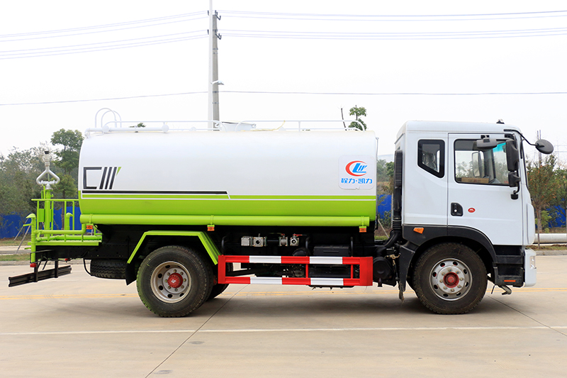 國六東風D9 12噸/14噸灑水車{i}