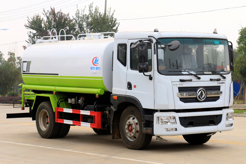 國六東風D9 12噸/14噸灑水車{i}