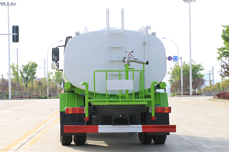 國六解放 13噸 灑水車{i}