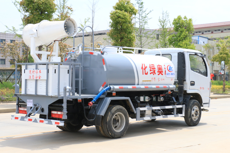 國六東風小福瑞卡 藍牌 4噸 噴霧車{i}