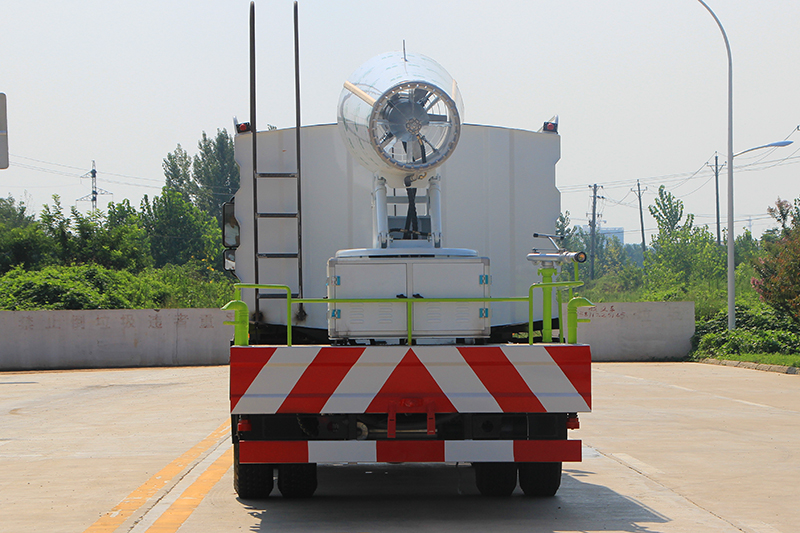 國六東風(fēng)D9 12噸（方罐）抑塵車{i}