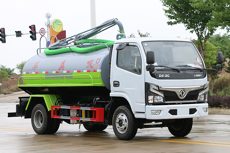 國六 東風小福瑞卡 5方吸糞車{i}