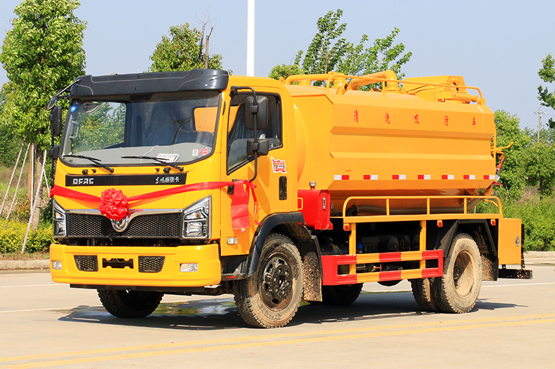 國六大福瑞卡 10方 清洗吸污車（廂式）{i}