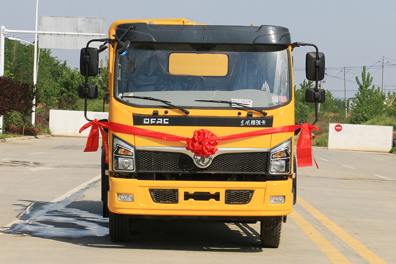 國六大福瑞卡 10方 清洗吸污車（廂式）{i}