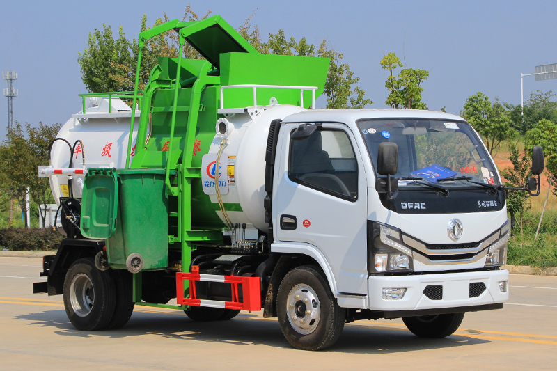 國(guó)六小多利卡 4.5方 餐廚垃圾車(chē)(圓罐){i}