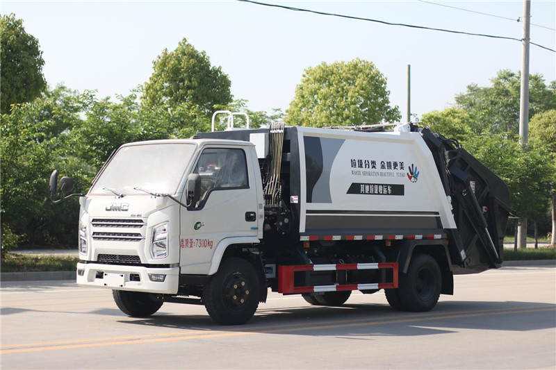 國六江鈴 6方 壓縮垃圾車{i}