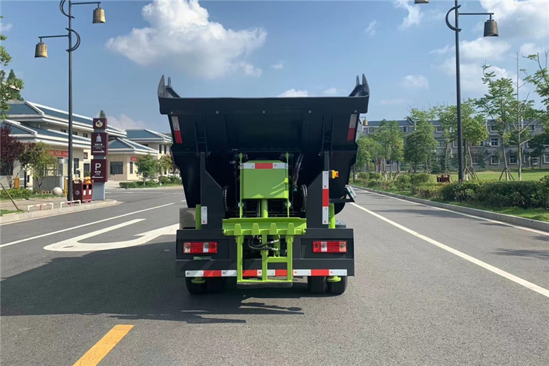國六長安3方無泄漏壓縮垃圾車{i}