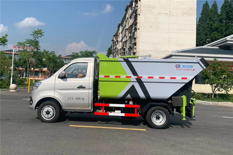 國六長安3方無泄漏壓縮垃圾車{i}
