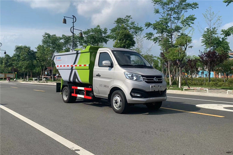 國六長安3方無泄漏壓縮垃圾車{i}