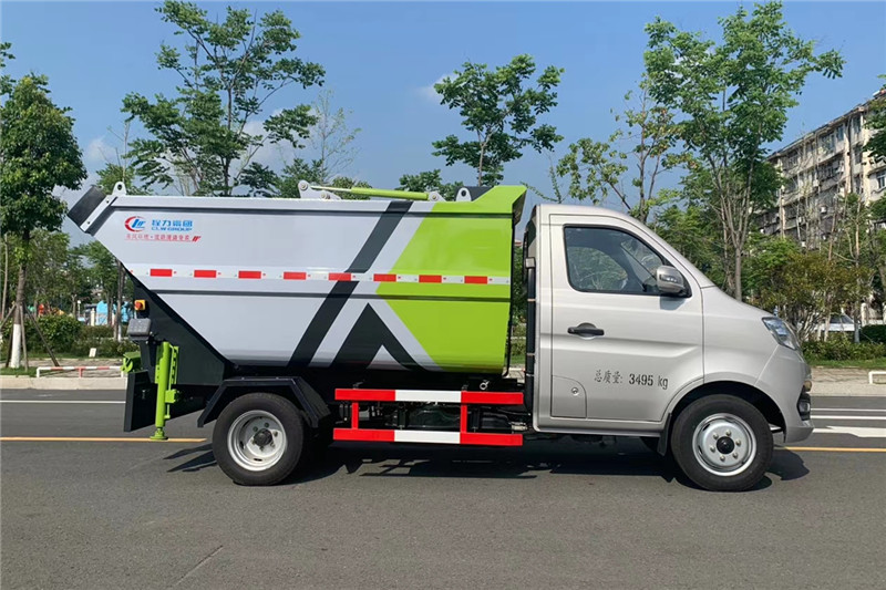 國六長安3方無泄漏壓縮垃圾車{i}