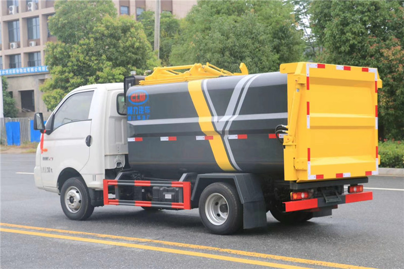 國六凱馬3.5方側裝壓縮垃圾車{i}