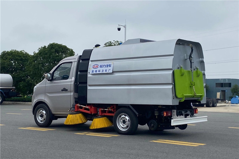 國六長安2方（0.5水/1.5塵）掃路車{i}