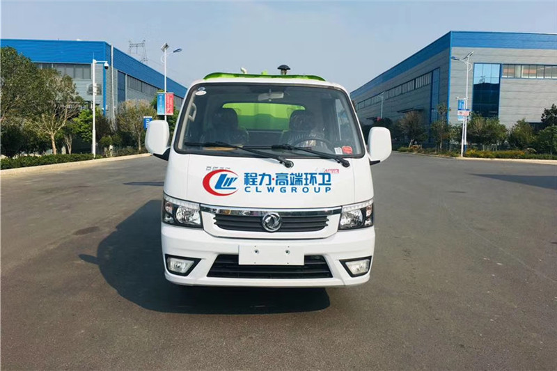 國(guó)六東風(fēng)途逸3方（0.5水/2塵）掃路車(chē){i}