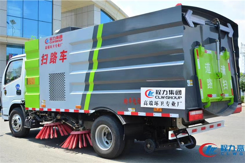 國六大多利卡8噸（2.5水/5塵）掃路車{i}