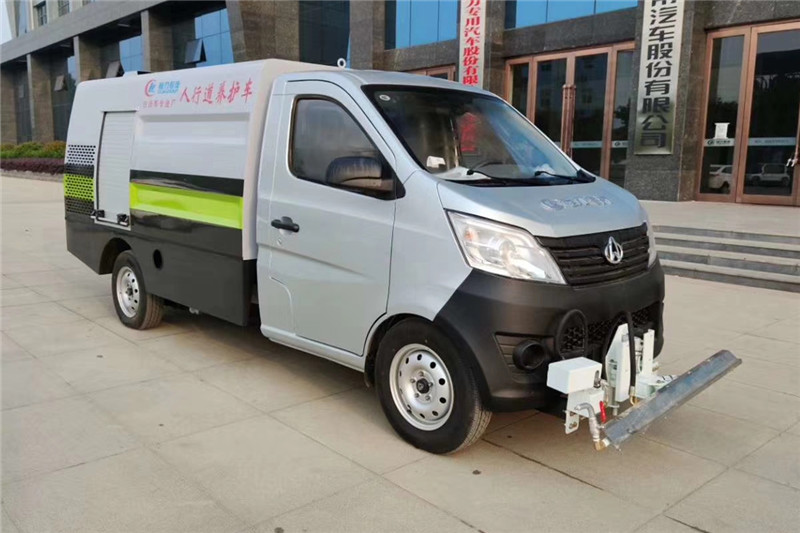 國六長安2方路面清洗車{i}