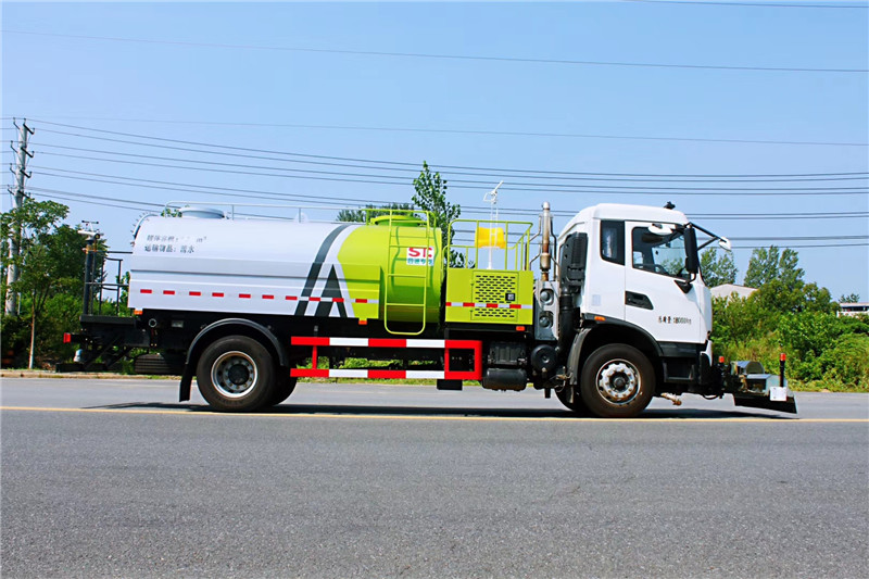 國六東風天錦9方路面清洗車{i}