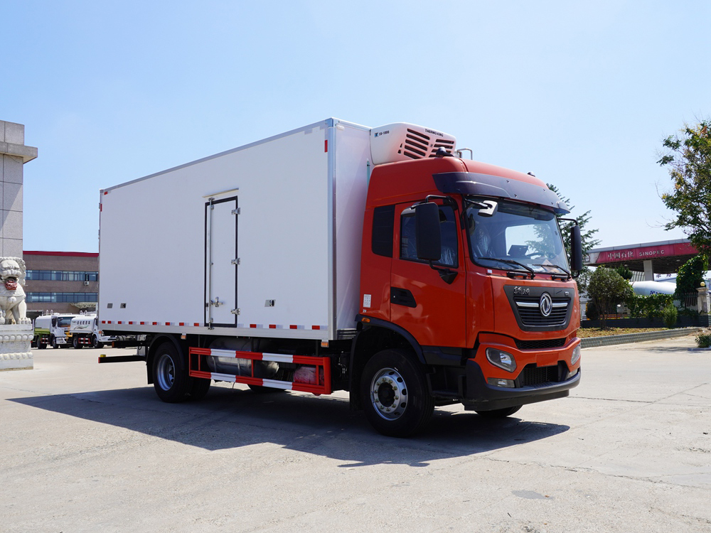 東風天錦KR（高頂雙臥）冷藏車（國六）{i}