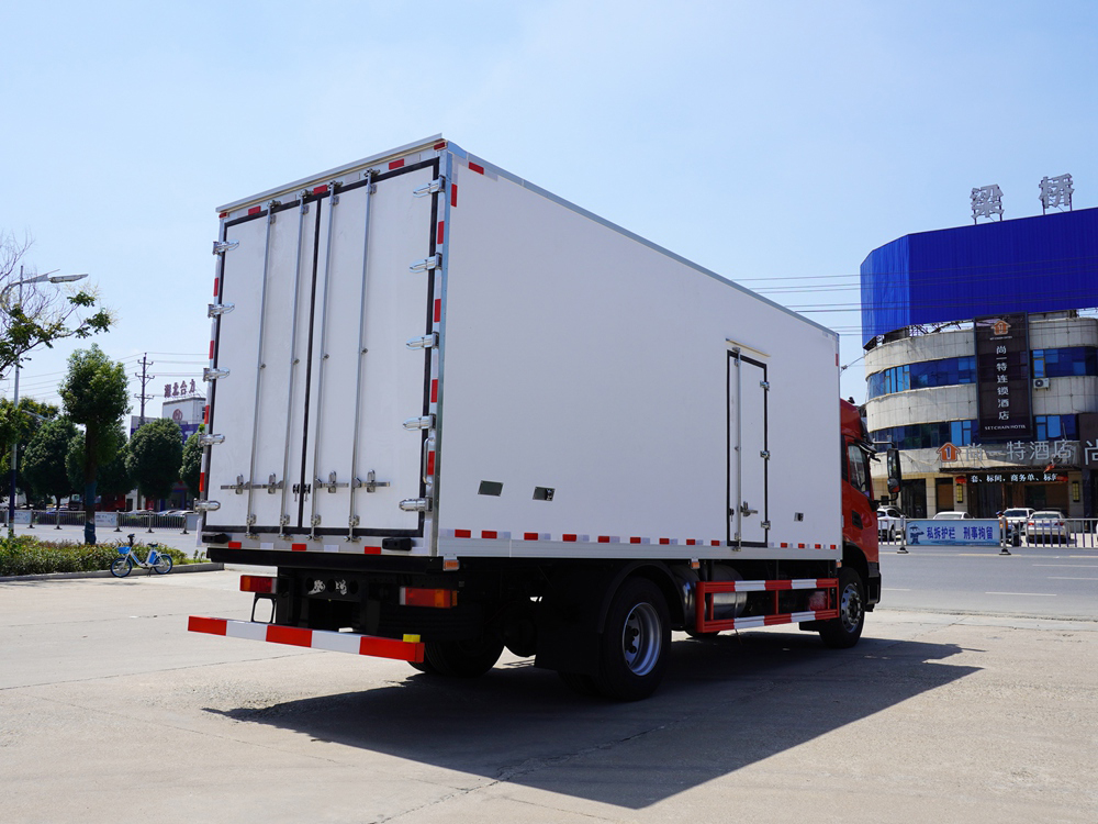 東風天錦KR（高頂雙臥）冷藏車（國六）{i}