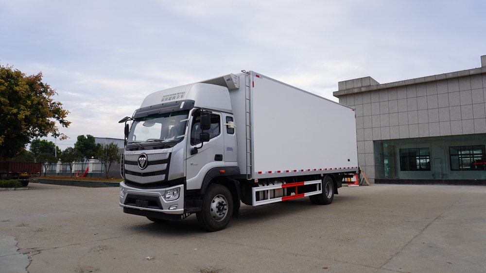 福田歐馬可(歐航)高頂雙臥冷藏車（國六）{i}