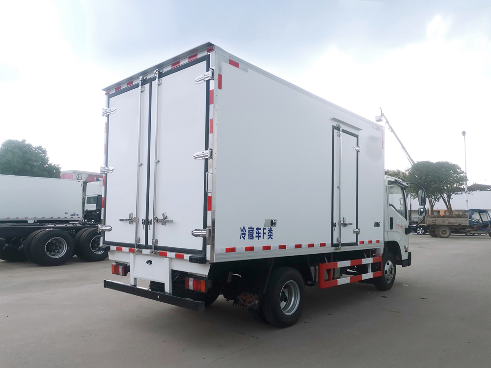 江鈴凱運冷藏車（國六）{i}
