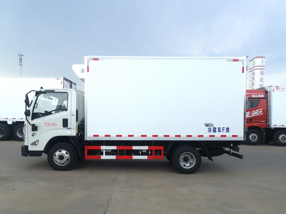 江鈴凱運冷藏車（國六）{i}