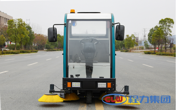程力威牌新能源1800掃地車{i}