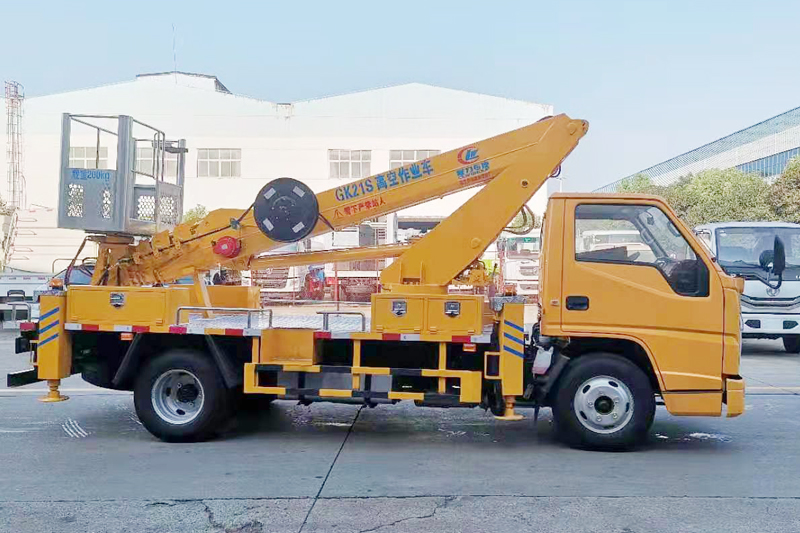 江鈴順達(dá)21米高空作業(yè)車（黃牌，伸縮臂）{i}