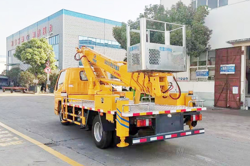 江鈴順達(dá)21米高空作業(yè)車（黃牌，伸縮臂）{i}