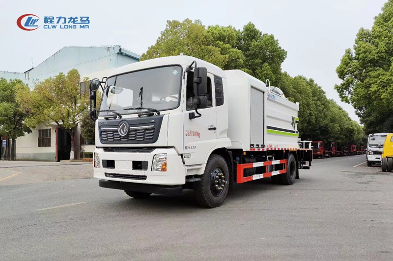 東風天錦多功能抑塵車{i}